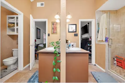 6204 Meadowmere Lane, Arlington, TX 76001 - Photo 24