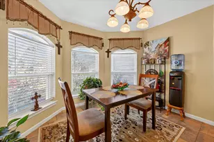 6204 Meadowmere Ln, Arlington, TX 76001 - Photo 14