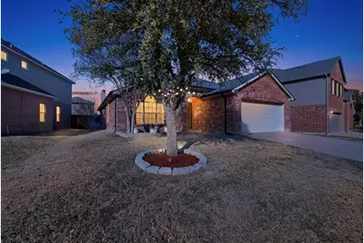 360 Fossil Bridge Drive, Fort Worth, TX 76131 - Photo 38