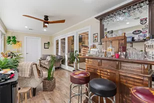 409 Shadow Mountain Dr, Woodway, TX 76712 - Photo 10