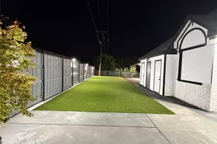 3015 Forestwood Dr, Arlington, TX 76006 - Photo 8