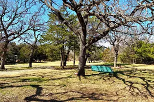 454 Bear Ridge Rd, Bowie, TX 76230 - Photo 2