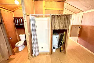 454 Bear Ridge Rd, Bowie, TX 76230 - Photo 18