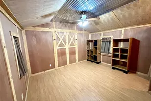 454 Bear Ridge Rd, Bowie, TX 76230 - Photo 18