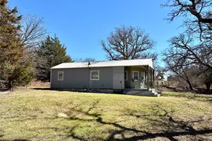 454 Bear Ridge Rd, Bowie, TX 76230 - Photo 4