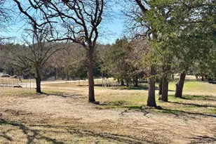 454 Bear Ridge Rd, Bowie, TX 76230 - Photo 28