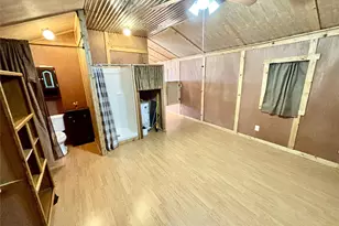 454 Bear Ridge Rd, Bowie, TX 76230 - Photo 16