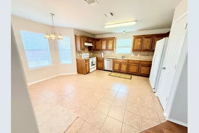 329 Hacienda Drive, Waxahachie, TX 75165 - Photo 6