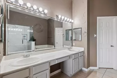 1857 Brookview Drive, Carrollton, TX 75007 - Photo 28