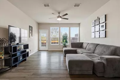 1857 Brookview Drive, Carrollton, TX 75007 - Photo 10