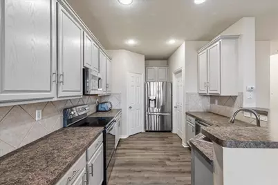 1857 Brookview Drive, Carrollton, TX 75007 - Photo 16