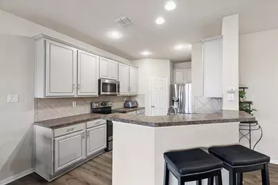 1857 Brookview Drive, Carrollton, TX 75007 - Photo 14