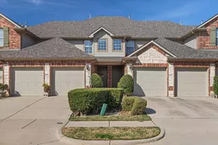 1857 Brookview Dr, Carrollton, TX 75007 - Photo 2