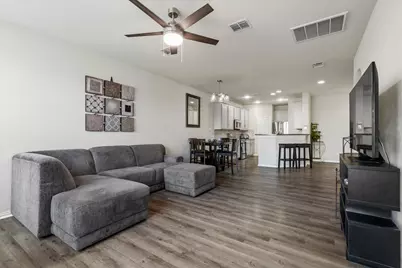 1857 Brookview Drive, Carrollton, TX 75007 - Photo 10