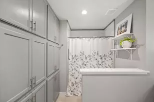 1049 Roaring Springs Rd, Fort Worth, TX 76114 - Photo 14