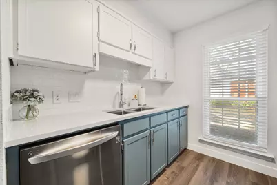 1049 Roaring Springs Road #1049, Fort Worth, TX 76114 - Photo 12