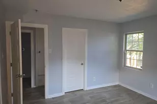 3727 Golden Hills Dr, Dallas, TX 75241 - Photo 8