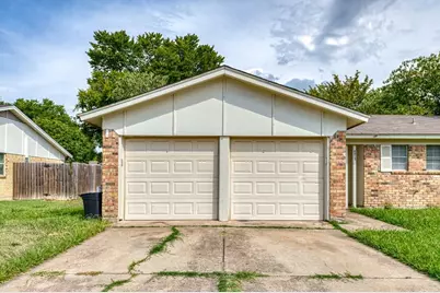 8013 Emerald Hills Way, North Richland Hills, TX 76180 - Photo 2