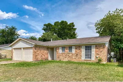 8013 Emerald Hills Way, North Richland Hills, TX 76180 - Photo 4