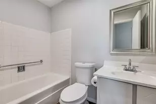 11 E Townhouse Ln, Grand Prairie, TX 75052 - Photo 10