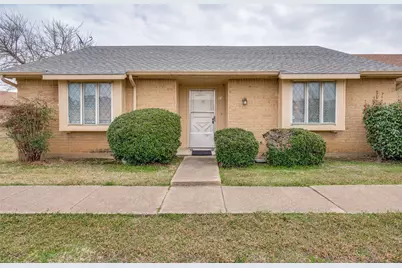 11 E Townhouse Lane #26, Grand Prairie, TX 75052 - Photo 1