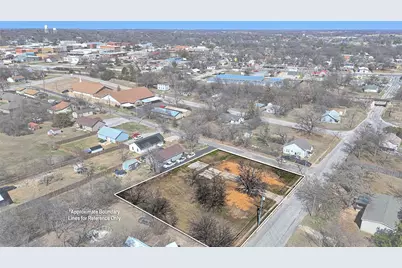 300 S Mill Street, Bowie, TX 76230 - Photo 2