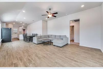 14005 Danesdale Drive, Pilot Point, TX 76258 - Photo 6