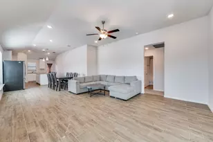 14005 Danesdale Dr, Pilot Point, TX 76258 - Photo 6