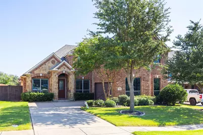 513 Royal Glade Drive, Keller, TX 76248 - Photo 2