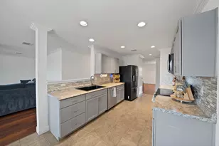 1120 Bumble Bee Dr, Lancaster, TX 75134 - Photo 12