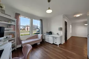 1120 Bumble Bee Dr, Lancaster, TX 75134 - Photo 6