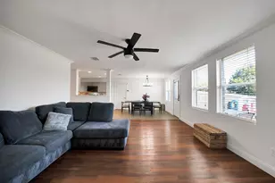 1120 Bumble Bee Dr, Lancaster, TX 75134 - Photo 16