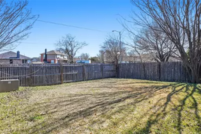 3122 Timber Creek Drive, Grand Prairie, TX 75052 - Photo 20