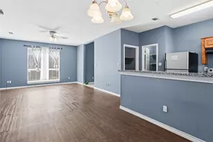 3122 Timber Creek Dr, Grand Prairie, TX 75052 - Photo 1