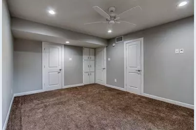 514 Hunters Glen Street, Lewisville, TX 75067 - Photo 22