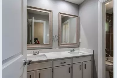 514 Hunters Glen Street, Lewisville, TX 75067 - Photo 20