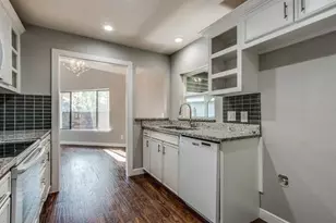 514 Hunters Glen St, Lewisville, TX 75067 - Photo 2