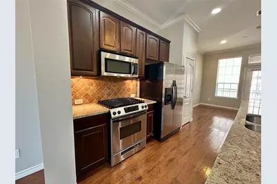 15826 Quorum Drive, Addison, TX 75001 - Photo 12