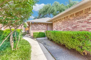 9519 Park Highlands Dr, Dallas, TX 75238 - Photo 2