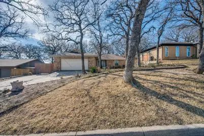 7021 Crabtree Lane, North Richland Hills, TX 76182 - Photo 2