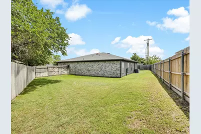 10117 High Bluff Drive, Fort Worth, TX 76108 - Photo 18