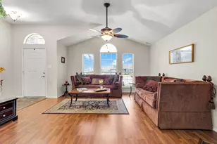 10117 High Bluff Dr, Fort Worth, TX 76108 - Photo 2
