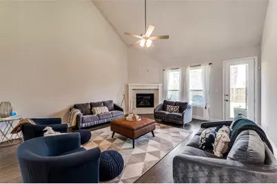 333 Foxthorne Way, Little Elm, TX 75068 - Photo 8