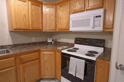 704 S Dewey Avenue, Sherman, TX 75090 - Photo 8