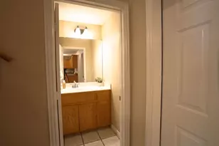 704 S Dewey Ave, Sherman, TX 75090 - Photo 10