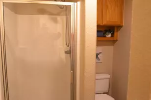 704 S Dewey Ave, Sherman, TX 75090 - Photo 20