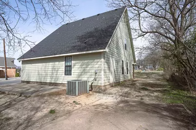 704 S Dewey Avenue, Sherman, TX 75090 - Photo 26