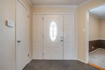 612 Melbourne Court, Hurst, TX 76053 - Photo 8