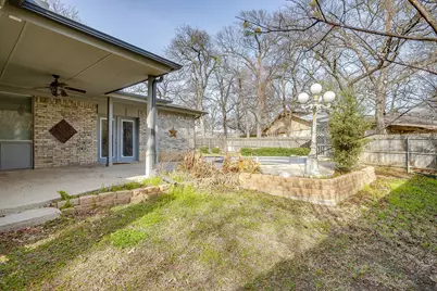 612 Melbourne Court, Hurst, TX 76053 - Photo 16