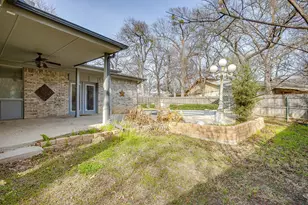 612 Melbourne Ct, Hurst, TX 76053 - Photo 16